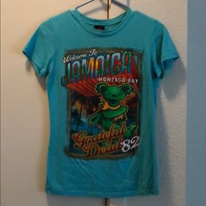 Graphic Grateful Dead tee
